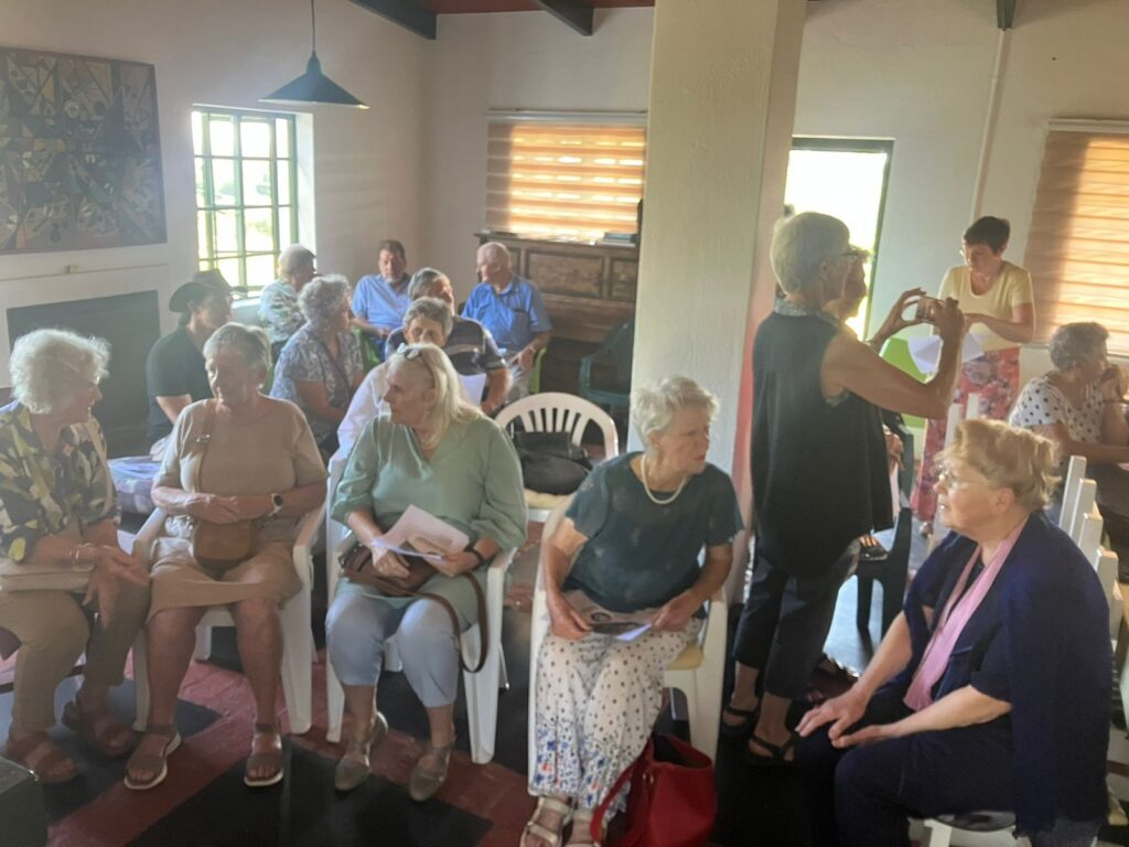 Members explore the Cape Archives at March member’s event
